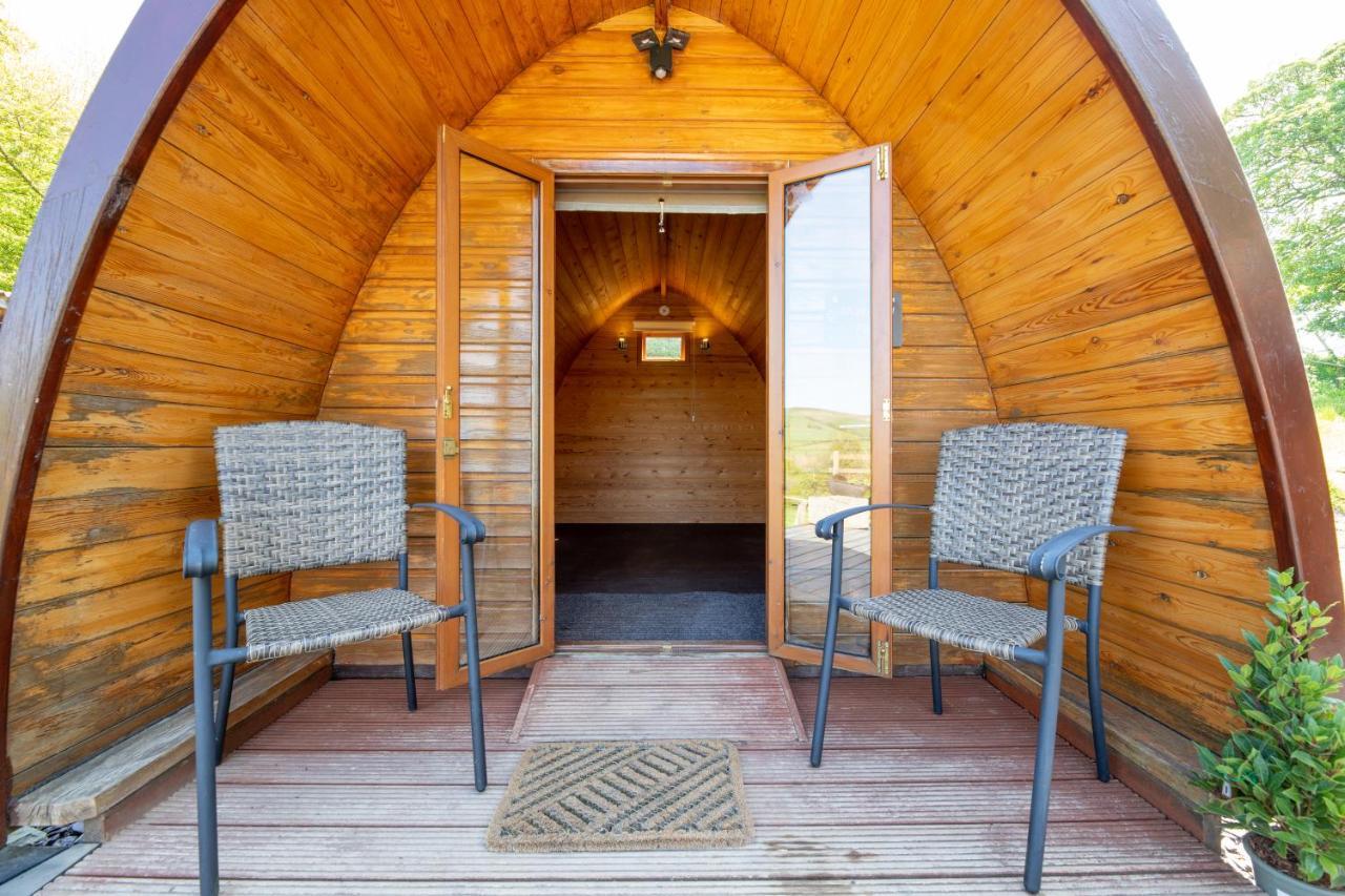 Ty Grug Pods Hotel Bryngwyn Exterior photo