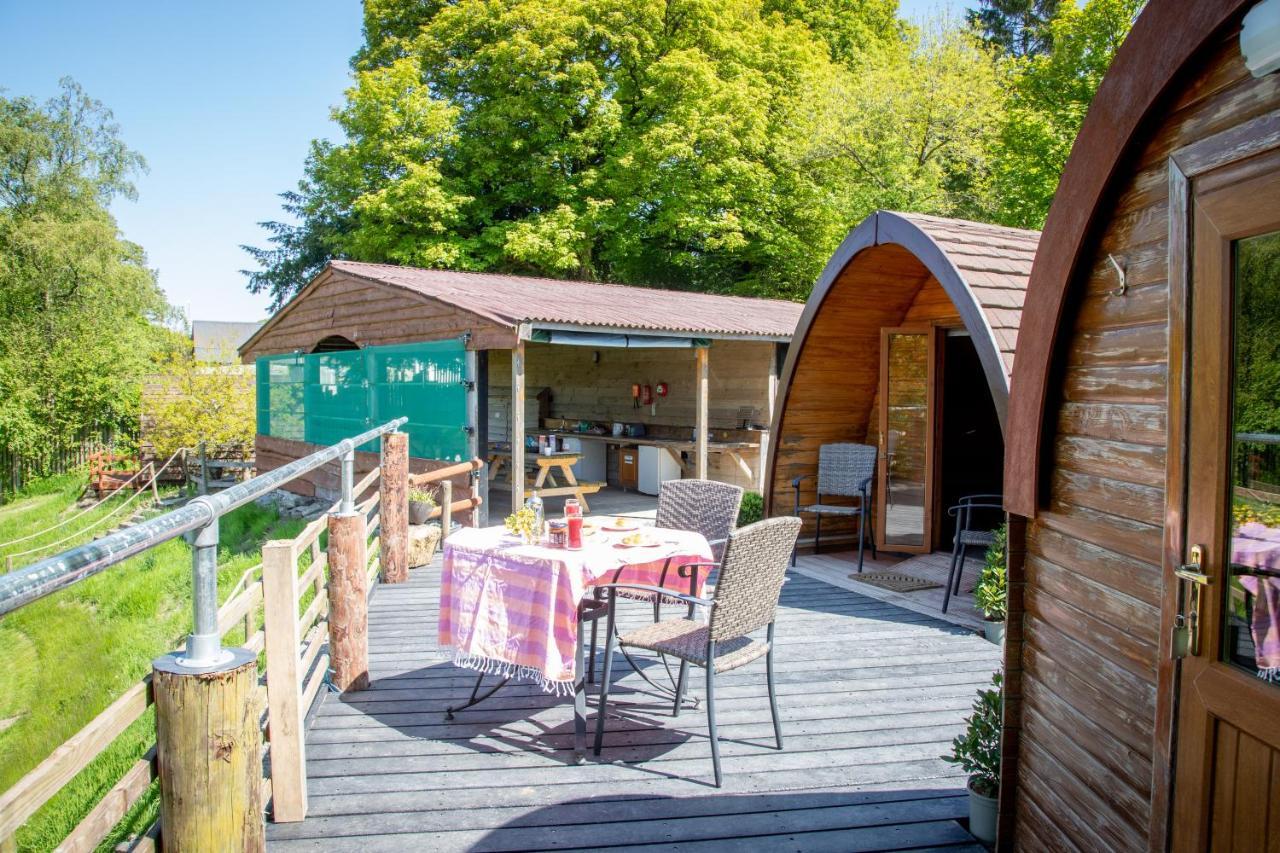 Ty Grug Pods Hotel Bryngwyn Exterior photo
